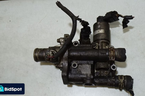 OBUDOWA TERMOSTATU OPEL ASTRA 1.6 24418432