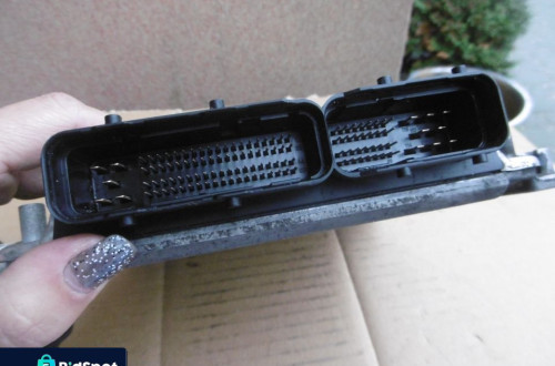 Sterownik komputer Chrysler Voyager 2.5 CRD P05094802AC 0281013001