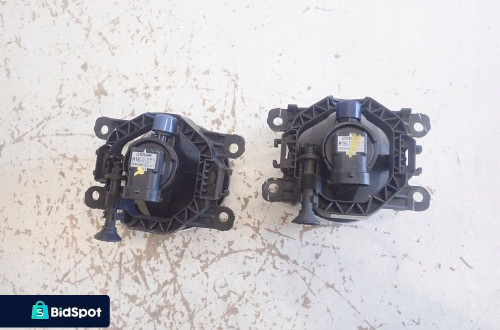 Halogen prawy lewy RENAULT NISSAN DACIA 261500097