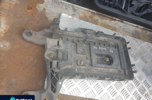 audi vw passsat b6 skoda podstawa akumulatora 1k0915333c