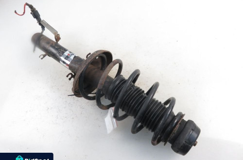 MCPERSON LEWY PRZEDNI VW BORA 1.6 AGW018MT