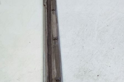 LISTWA DOLNA DRZWI PRAWY PRZÓD AUDI A3 8P 8P4 LX7W *2*
