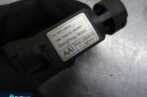 SSANGYONG RODIUS I 04-07 CZUJNIK TEMPERATURY ZEWNĘTRZNEJ 68700-21470