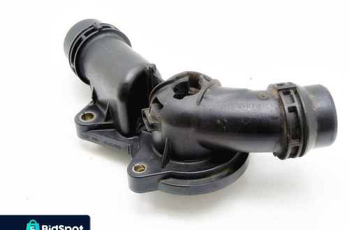 Obudowa Termostatu 2.5 24V Bmw E36 E39 E46 523 323