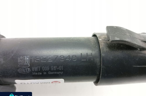 SPRYSKIWACZ DYSZA LAMPY LEWY OPEL INSIGNIA A 13227348 Z22C