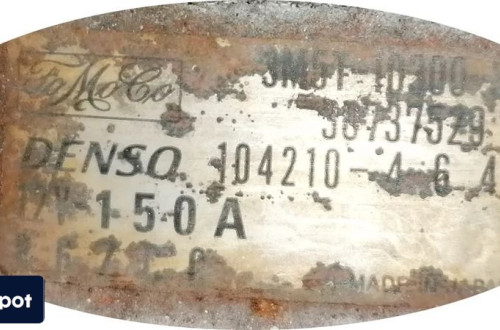 VOLVO V50 04r 2.5 T ALTERNATOR 30737529
