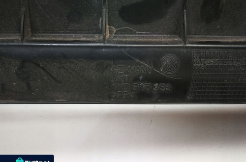 OSŁONA AKUMLATORA AUDI VW SEAT SKODA 1K0915336