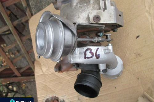 Turbosprężarkę VW Passat B6 Touran Golf Caddy  1.9TDI 03G253010 GT1646V