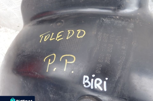 NADKOLE PRAWY PRZÓD SEAT TOLEDO IV 5JA809962 RADOM