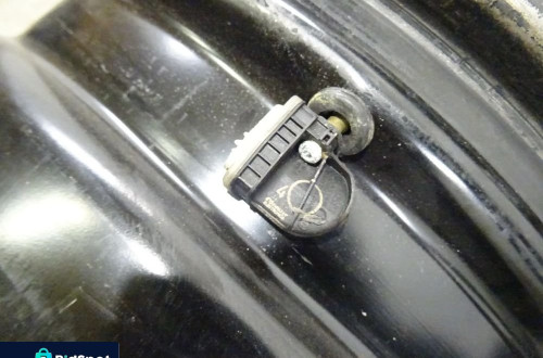 FELGI STALOWE STALÓWKI STRUKTURALNE OPEL 5X105 R16 CZUJNIKI