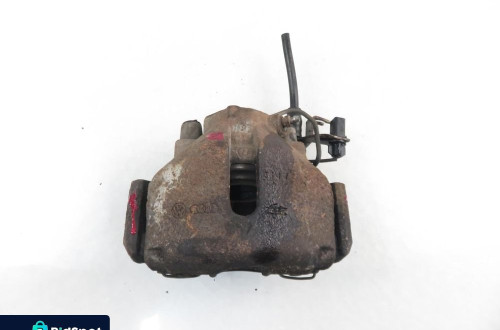 ZACISK PRAWY PRZÓD AUDI A4 B6 2.0 20V