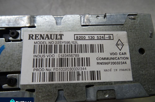 RENAULT LAGUNA II 00-05 HB 1.9DCI CZYTNIK NAWIGACJI 8200130524-B