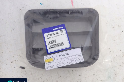 VOLVO V90 S90 16- KRATKA NAWIEWU WENTYLACYJNA TYŁ TYLNA