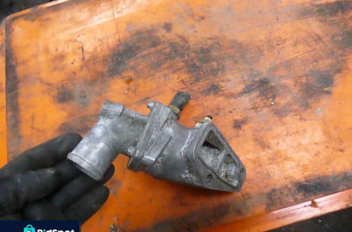 opel astra vectra obudowa termostatu 90412711