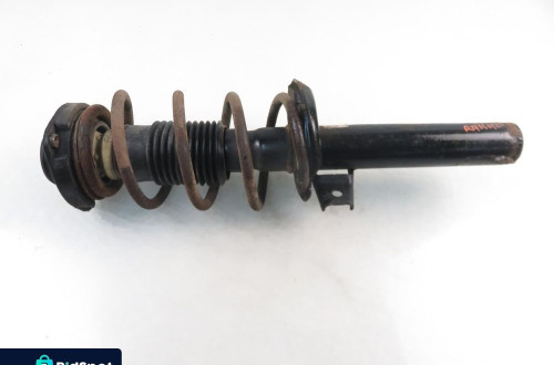 MCPERSON PRAWY PRZEDNI VW TOURAN I 1.9 TDI