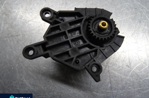 RENAULT LAGUNA I LIFT 1.8 SILNICZEK NAGRZEWNICY 9094802545