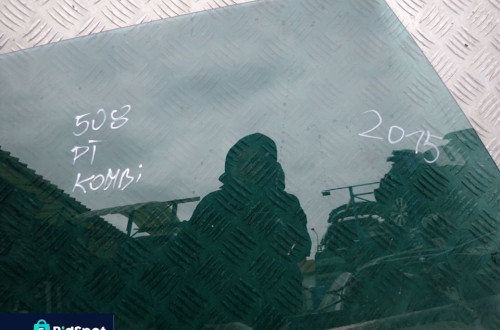 SZYBA PRAWY TYŁ KOMBI PEUGEOT 508 RADOM