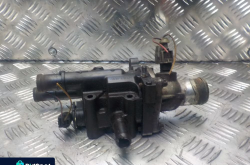 OPEL ASTRA H OBUDOWA TERMOSTATU 55353311