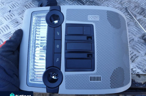 bmw x5 e70 lampka oswietlenia kabiny 9138372