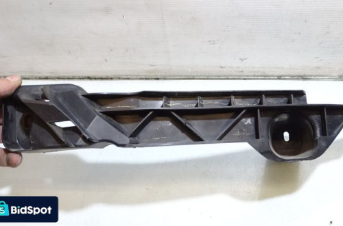 ŚLIZG ZDERZAKA LEWY PRZÓD VOLKSWAGEN GOLF V 1.9 TDI 1K0807889A