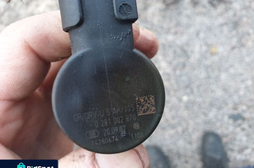 bmw e90 e91 e60 2.0d czujnik cisnienia paliwa 0281002870