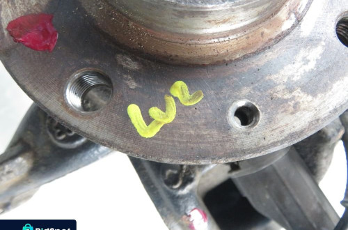 ZWROTNICA PIASTA PRZEDNIA LEWA PEUGEOT 207 1.6 HDi