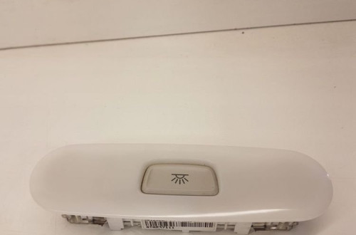 LAMPKA PODSUFITKI AUDI A4 B8 A5 8T0947111