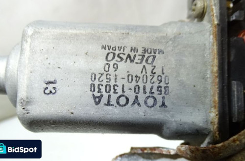 PODNOŚNIK SZYB PRAWY PRZÓD TOYOTA COROLLA VERSO 2.0D4D 85710-13030