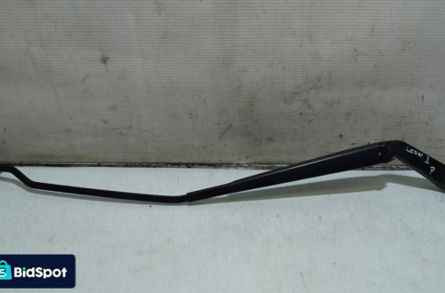 RAMIĘ WYCIERACZKI PRZÓD PRAWE SEAT LEON 1.9 1M1955410D