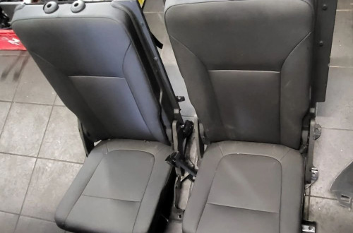 OPEL ZAFIRA C 14r FOTEL PRAWY TYŁ III RZĄD