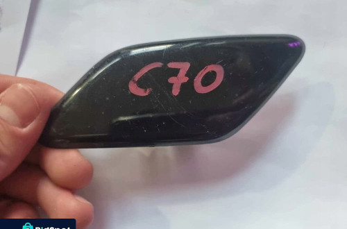 VOLVO V70 - ZAŚLEPKA SPRYSKIWACZA LAMPY LEWA 31214853