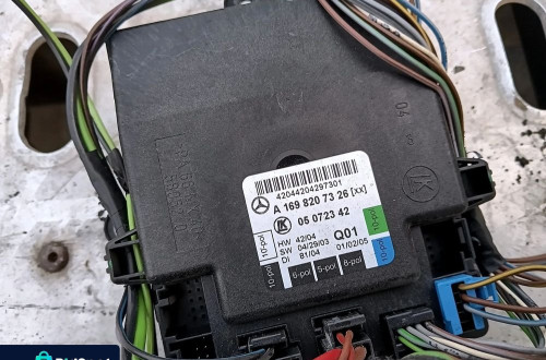 mercedes w169 a-klasa modul drzwi lewy przod przedni a1698207326