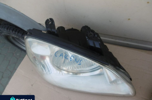 Lampa przód KIA CARENS orginał europa
