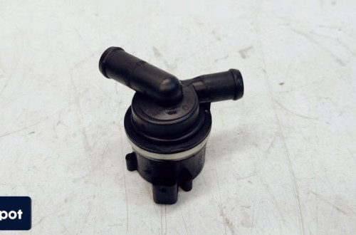 DODATKOWA POMPA WODY AUDI VW 03L965561A 2,0 TDI