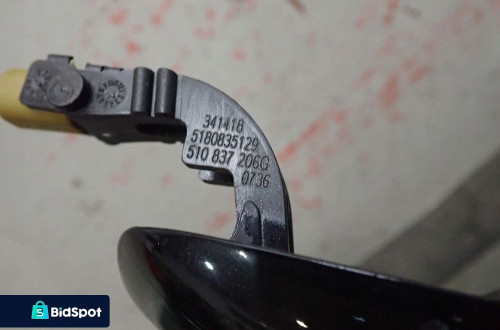 Klamka drzwi prawa VW SEAT KEYLESS 510837206G