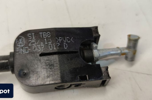 LINKA CIĘGNO DRZWI ZAMKA AUDI A3 8V 5N0837017D