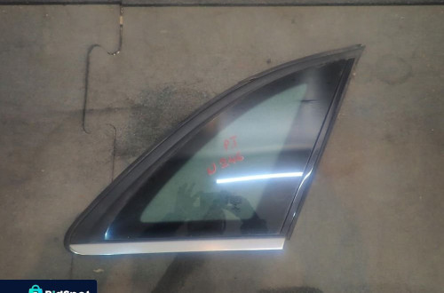 Szyba karoseryjna prawy tył MERCEDES B-KLASA W246