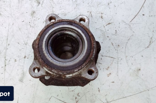 PIASTA ŁOŻYSKO PRZÓD AUDI A4 A5 A6 A7 8W0407613B