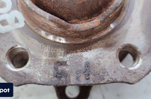 PIASTA ŁOŻYSKO PRZÓD AUDI A4 A5 A6 A7 8W0407613B