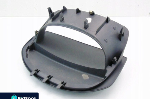 Osłona Obudowa Licznika Wyświetlacza Renault Modus 2007 8200326897