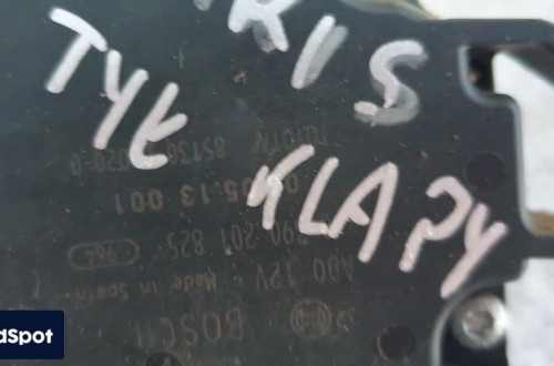 toyota yaris ii silniczek wycieraczki tyl tylnej 0390201825