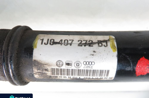 PÓŁOŚ PRAWA PRZEDNIA VW GOLF IV 1.9 TDI 1J0407272BJ