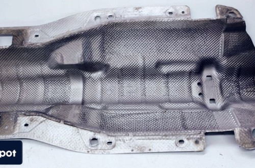 OSŁONA TERMICZNA TUNELU AUDI A6 C6 4F0804160F