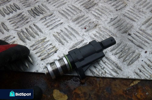 bmw x1 f48 f45 f39 czujnik elektrozawor pa66 gf30 7639993