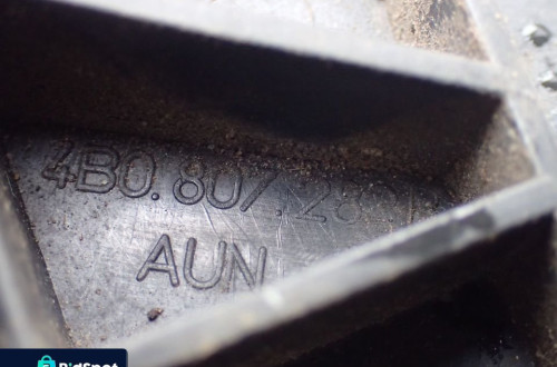 ŚLIZG MOCOWANIE ZDERZAKA AUDI  4B0807283B !!!