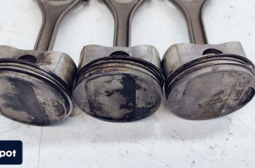 TŁOK + KORBOWÓD AUDI S4 A6 4.2 BBK BAT 079G 84L89