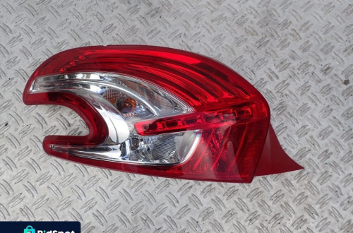 LAMPA LEWY TYŁ PEUGEOT 208 9672628280 RADOM