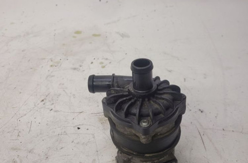 POMPA WODY AUDI A4 S4 S5 A6 A7 3.0 TFSI 8K0965567