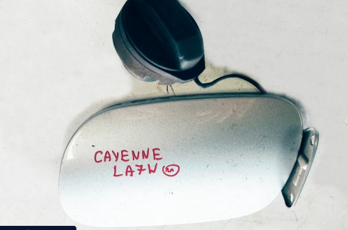PORSCHE CAYENNE 07r KLAPKA WLEWU PALIWA