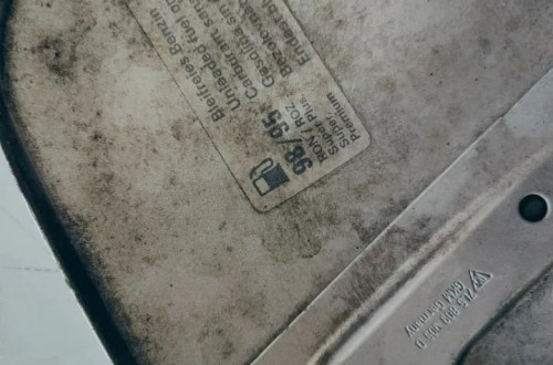 PORSCHE CAYENNE 07r KLAPKA WLEWU PALIWA